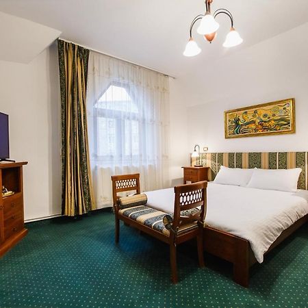 אורדאה Casa 3 Guesthouse מראה חיצוני תמונה