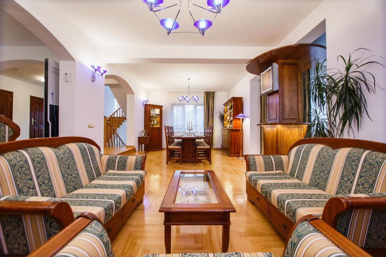 אורדאה Casa 3 Guesthouse מראה חיצוני תמונה
