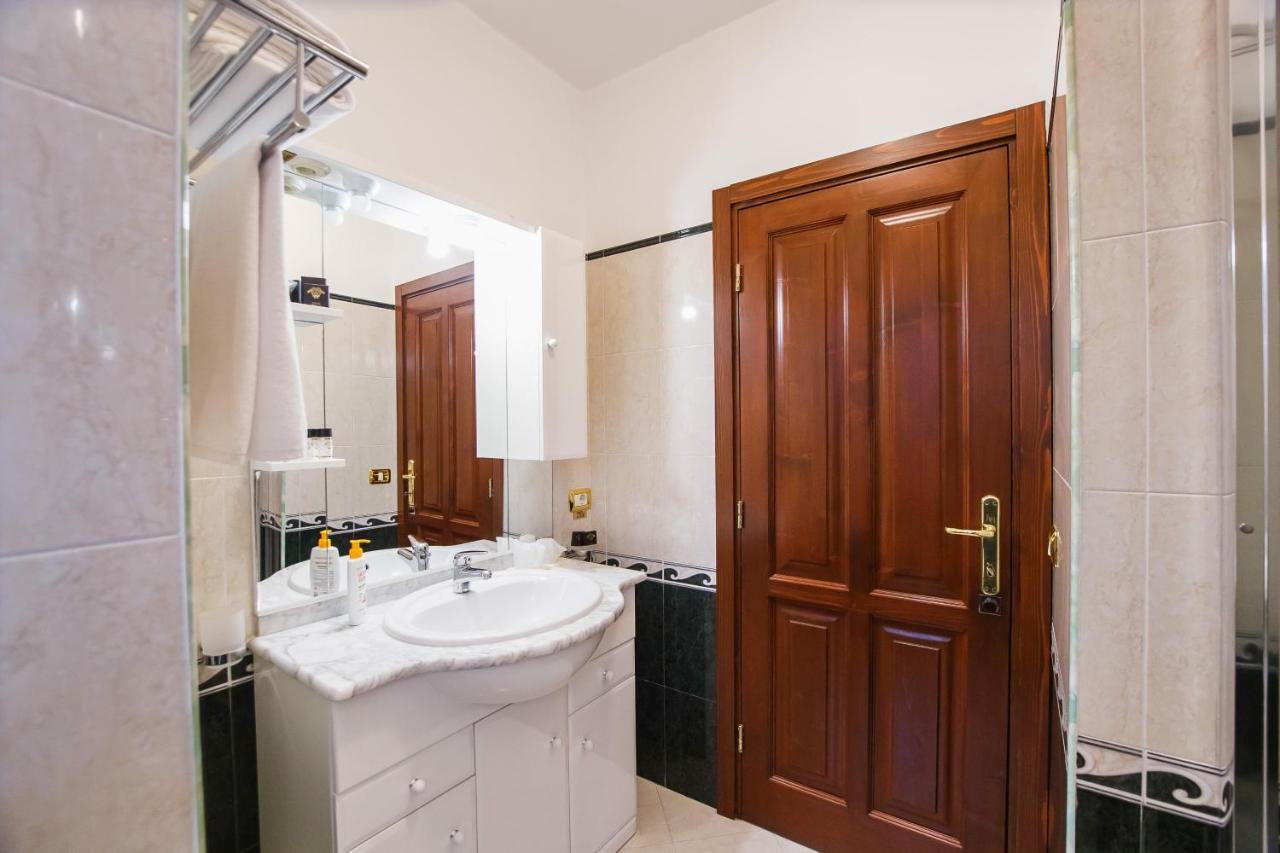 אורדאה Casa 3 Guesthouse מראה חיצוני תמונה