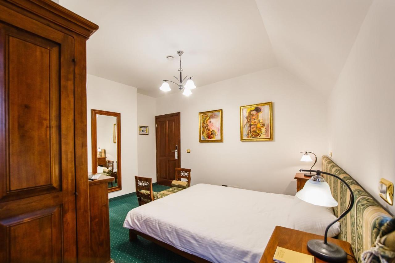 אורדאה Casa 3 Guesthouse מראה חיצוני תמונה