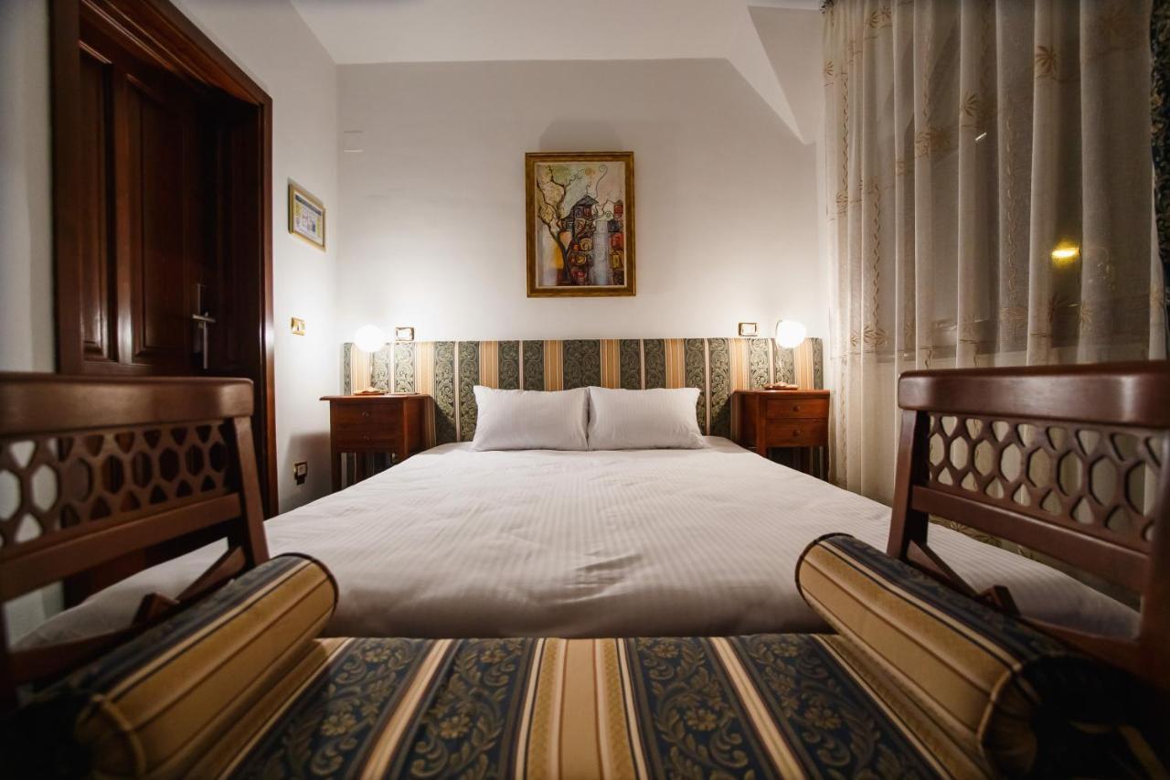 אורדאה Casa 3 Guesthouse מראה חיצוני תמונה