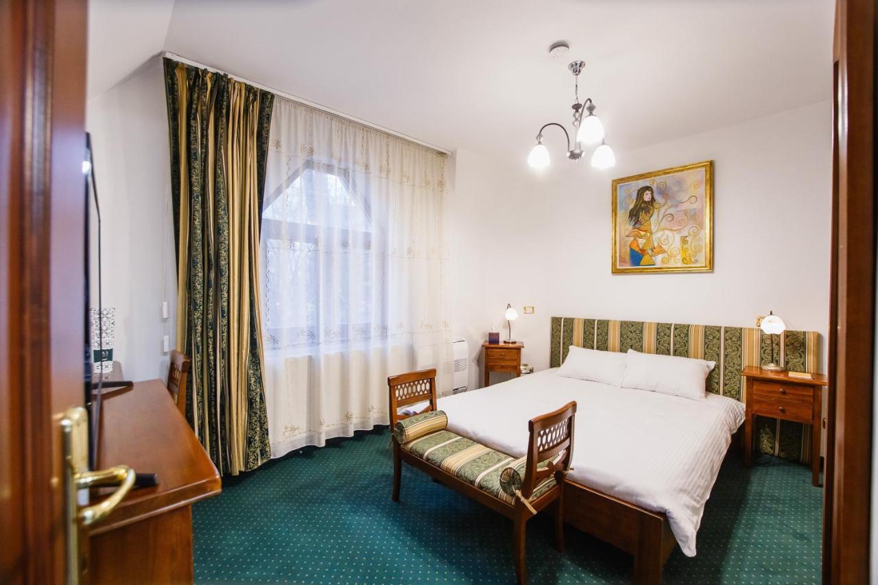 אורדאה Casa 3 Guesthouse מראה חיצוני תמונה
